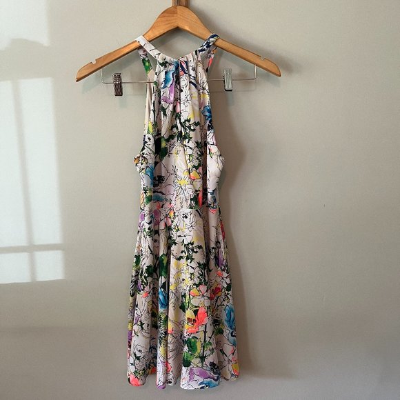 EXPRESS Watercolor Floral Halter Mini Dress Size 4 - Picture 3 of 11